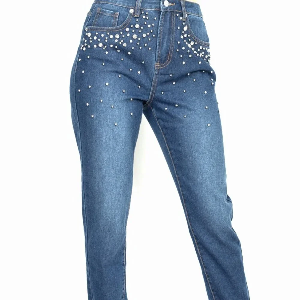 Front Rhinestone - Picture 5 of 5